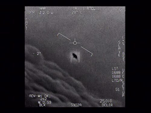 Imagem de capa: O Incidente Nimitz: O Dia em que a Marinha Americana Confirmou o Inexplicável
